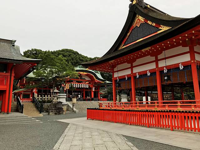 Shrine buildings